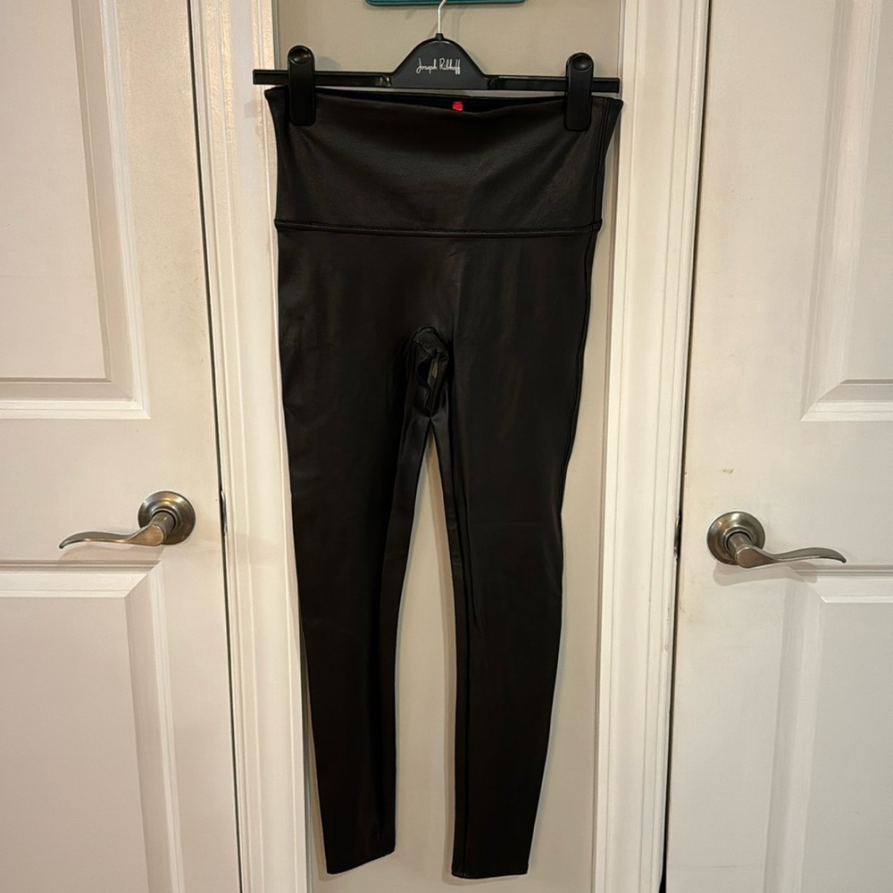 Large SPANX leggings!